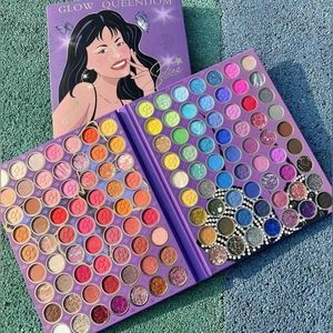 Selena Glow Queendom Eyeshadow Palette